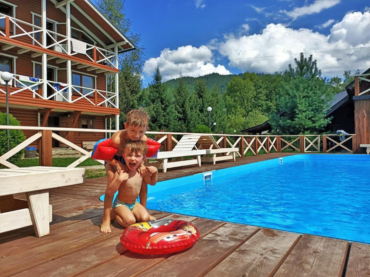 Gorycvit Hotel Verkhniy Yasenov Exterior foto