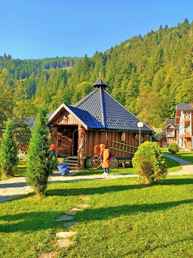 Gorycvit Hotel Verkhniy Yasenov Exterior foto